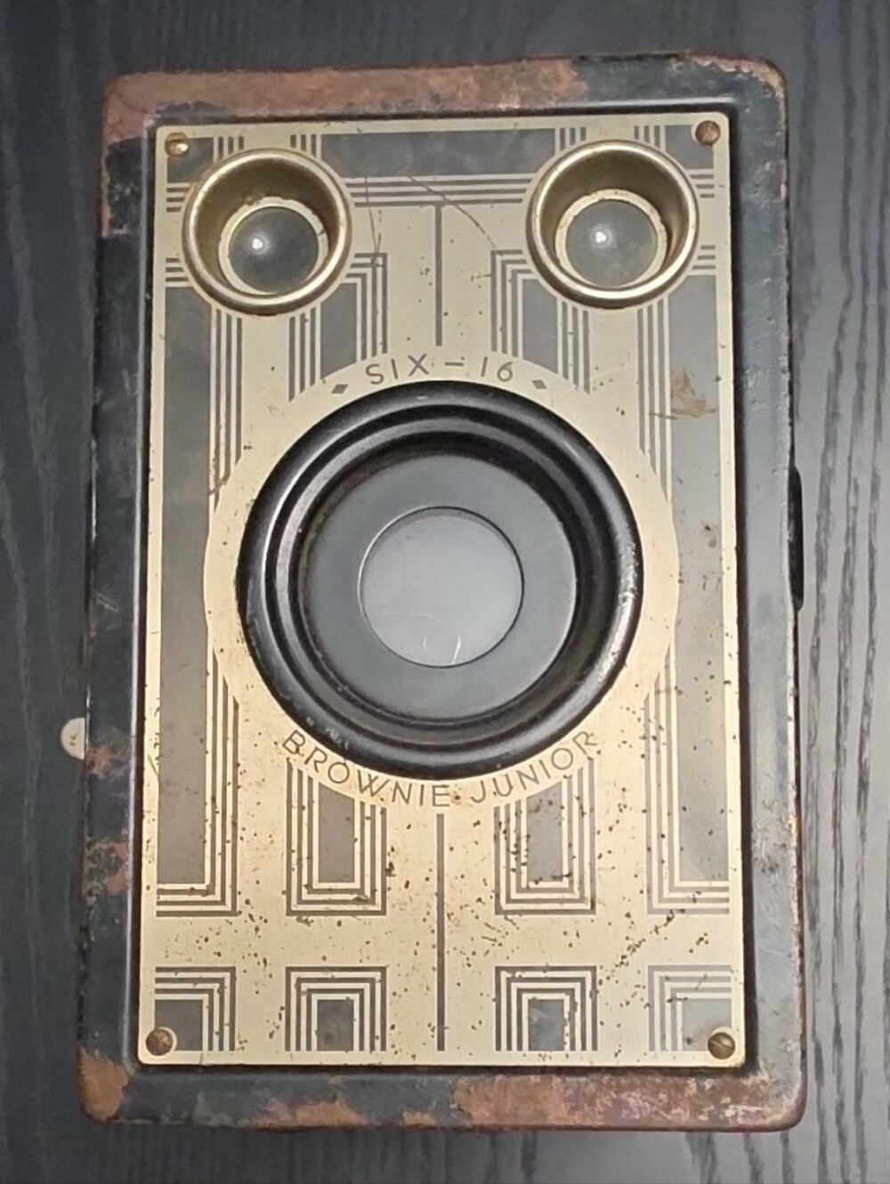 Brownie Junior Six-16 Box Camera - Gold & Black Art Deco Faceplate